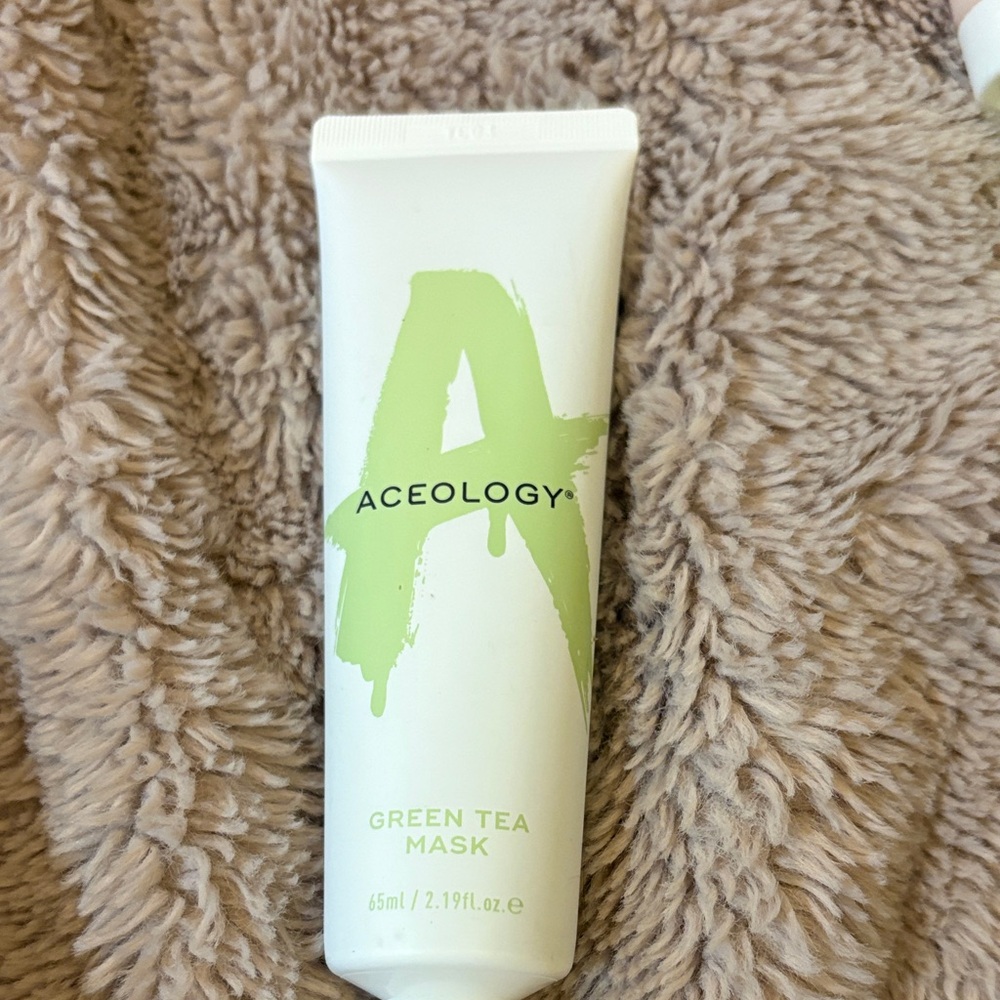 Aceology Green Tea Mask - Soothing Skincare